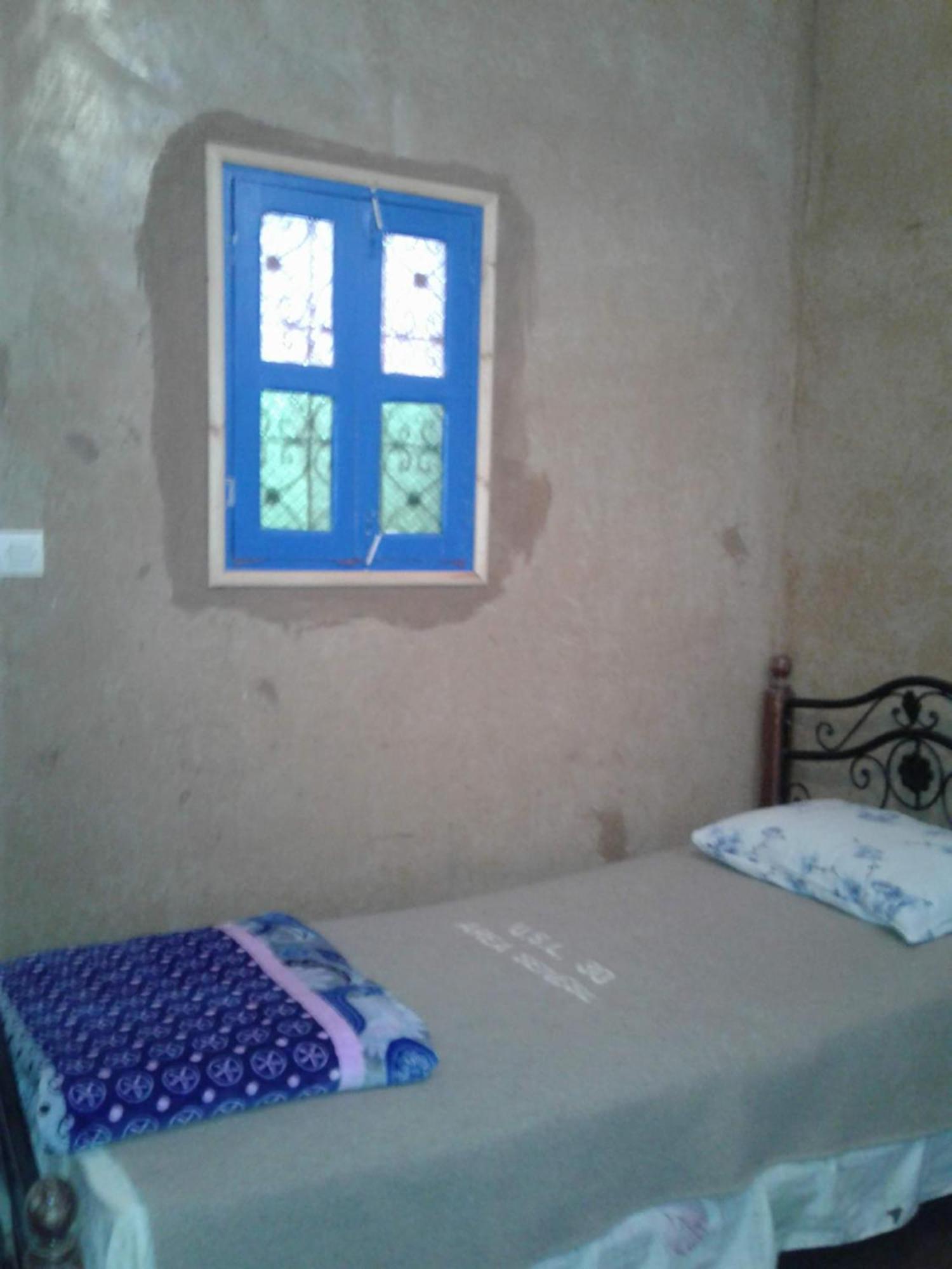 Maison D Hotes Tioute Chez Abdelmajid Ngoại thất bức ảnh